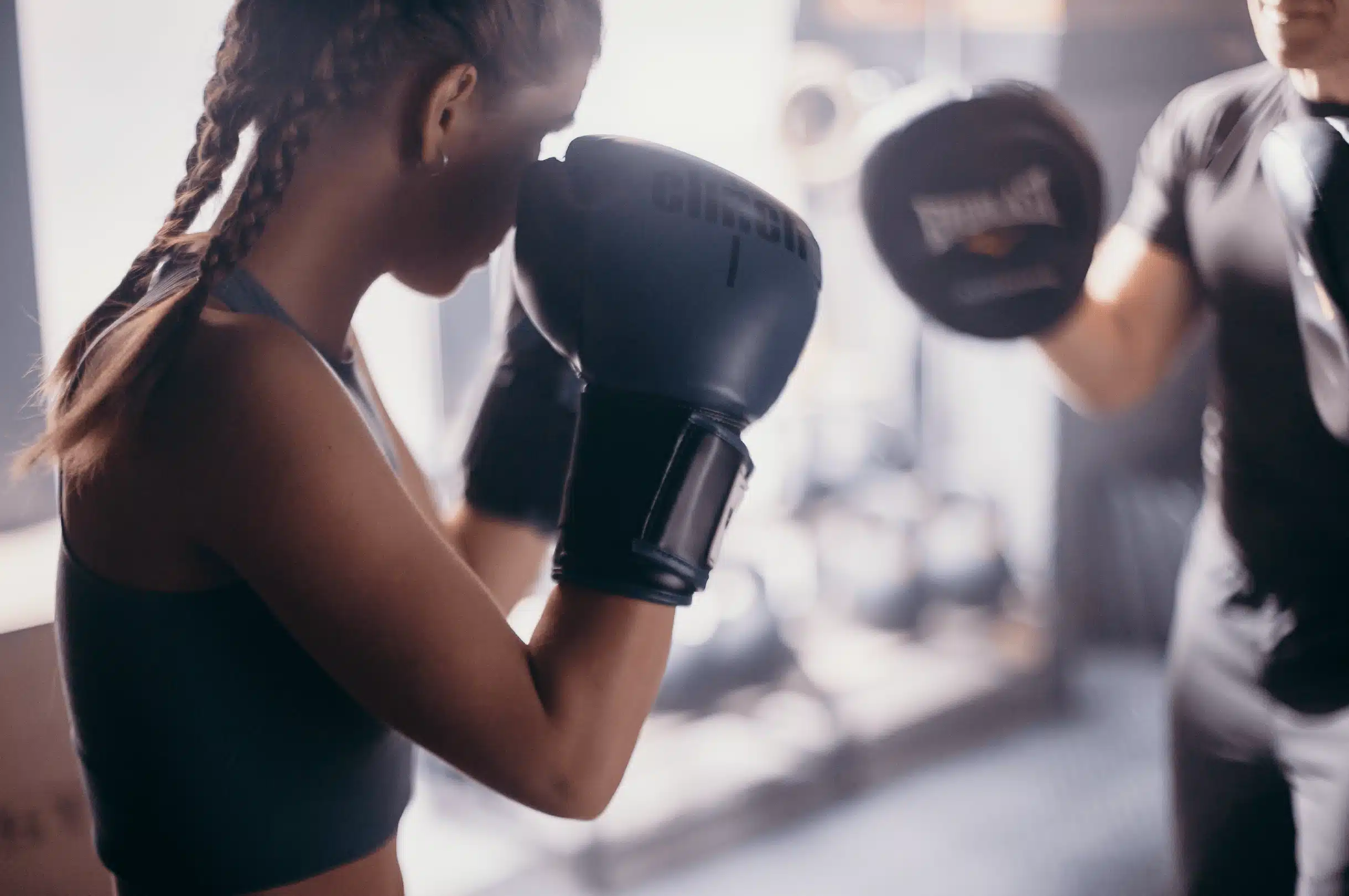 La boxe pour femme : quels sont les bénéfices et les différences ?